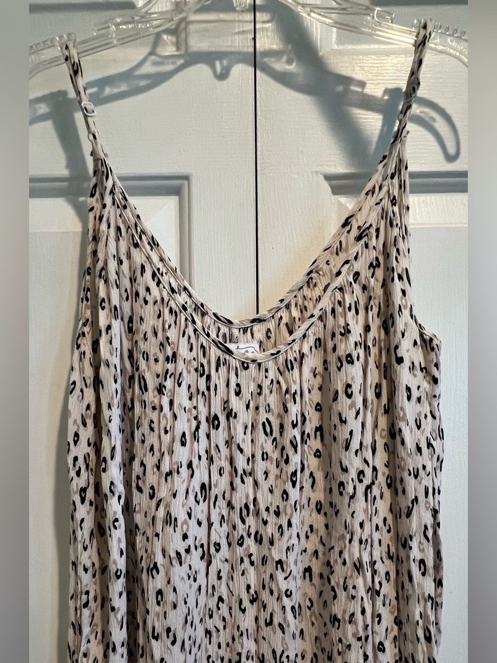 Jumpsuit🐆Beige & Black Leopard-Print Pleated, Lightweight & Flowy